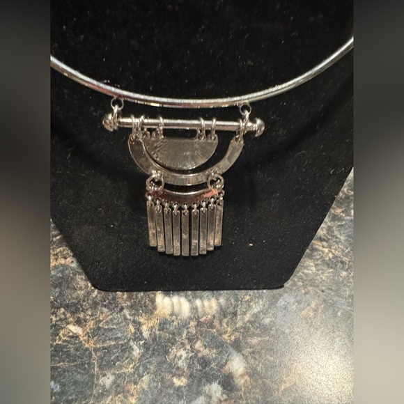 Unlisted Silver Necklace with Fringe Pendant - Picture 2 of 3
